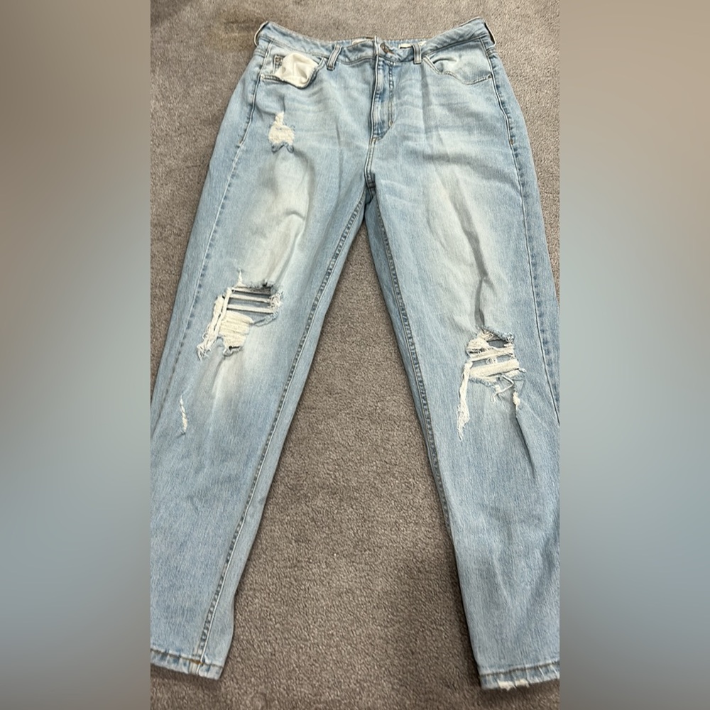 Size 32 women’s mom jeans